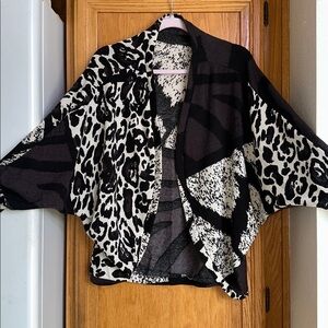 Black White and Brown Mixed & Animal Leopard Print Open-Front Sweater Cardigan M